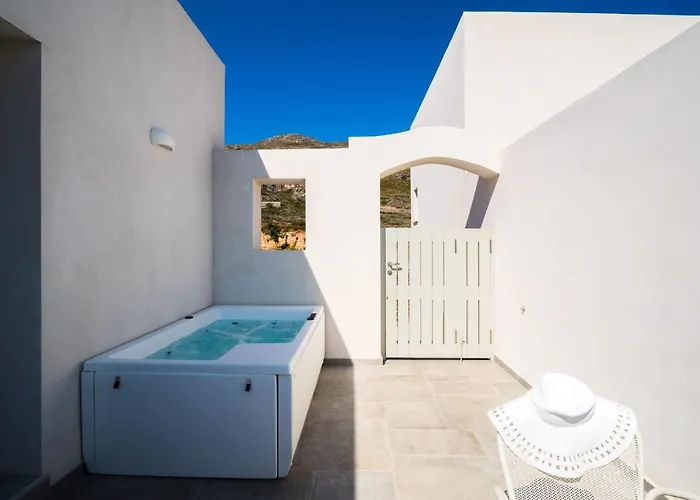 Makrikythera Luxury - Private Pool Or Hot Tub * Diakofti