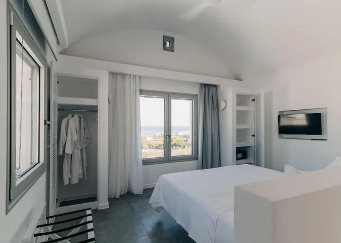 Makrikythera Luxury - Private Pool Or Hot Tub Diakofti