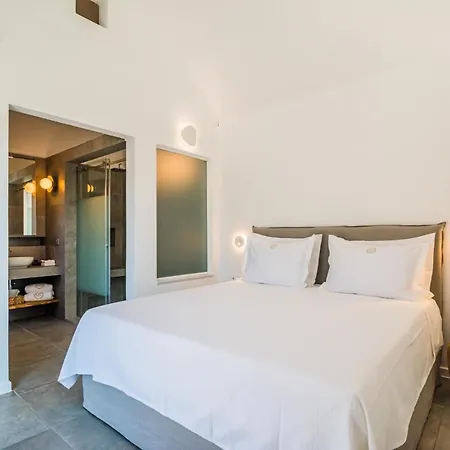 Makrikythera Luxury - Private Pool Or Hot Tub Apartamento Diakofti