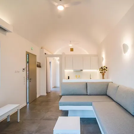 Makrikythera Luxury - Private Pool Or Hot Tub *