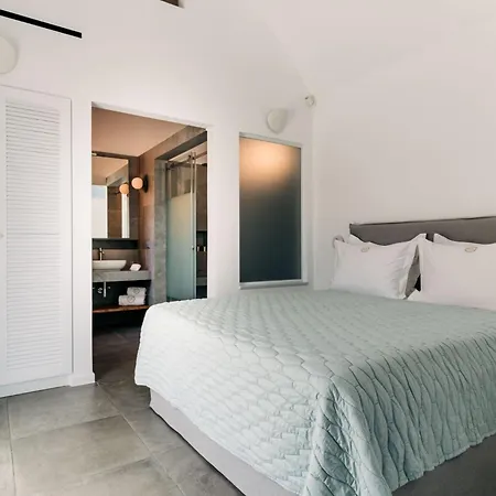 Apartment Makrikythera Luxury - Private Pool Or Hot Tub Diakofti