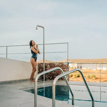 Makrikythera Luxury - Private Pool Or Hot Tub Apartment