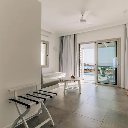 Makrikythera Luxury - Private Pool Or Hot Tub * Diakofti