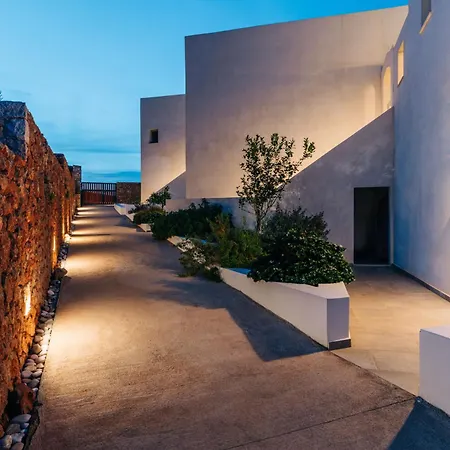 Apartment Makrikythera Luxury - Private Pool Or Hot Tub Diakofti