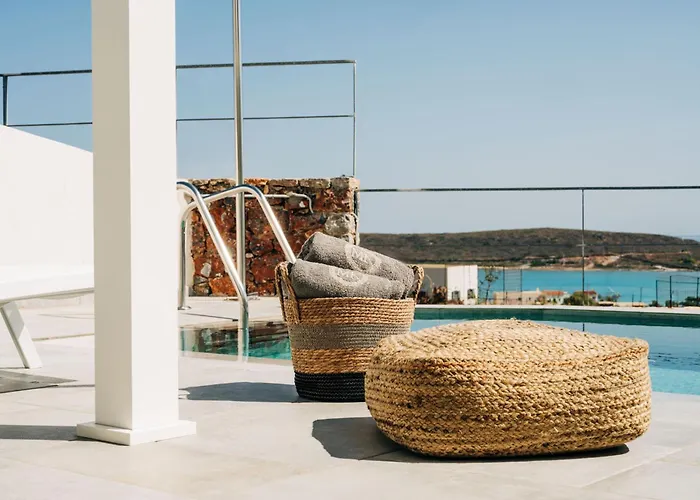 Makrikythera Luxury - Private Pool Or Hot Tub Apartman Diakófti